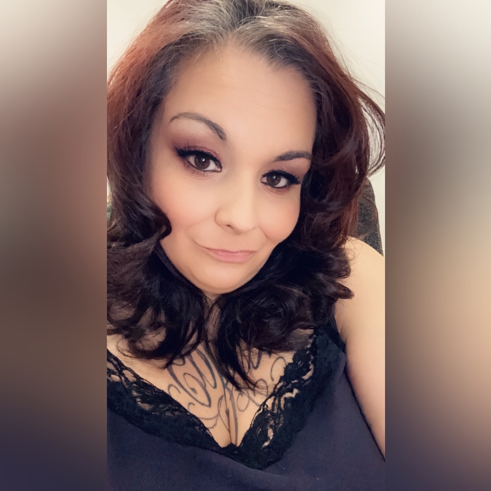 Meet your Posher, Regina